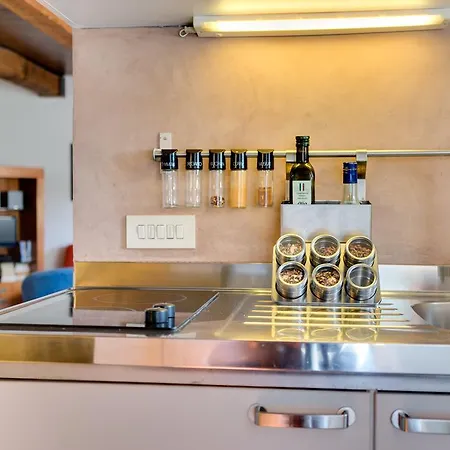 Stylish And Comfortable 1 Bed In Trastevere * Roma